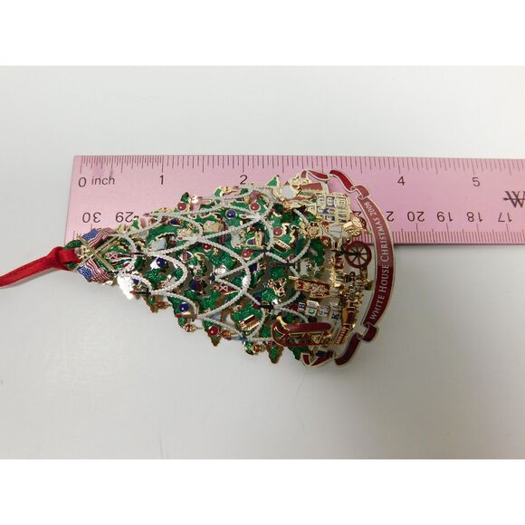White House Christmas Ornament 2008 3-D Tree for Hanging Box & Booklet - Picture 6 of 8
